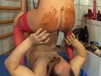 Casal transando tudo sujos de merda